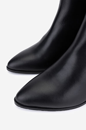 Valmenti Kadın Hakiki Deri Siyah Deri Topuklu Bot 1074 2260 BN BOT SK25-26 SIYAH DERI