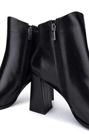 Tamer Tanca Kadın Hakiki Deri Siyah Topuklu Bot 492 50559 BN BOT SK25-26 SIYAH DERI