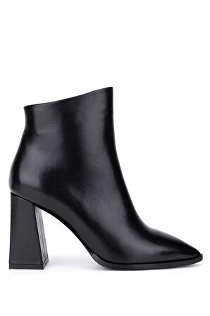 Tamer Tanca Kadın Hakiki Deri Siyah Topuklu Bot 492 50559 BN BOT SK25-26 SIYAH DERI