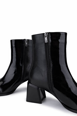 Tamer Tanca Kadın Hakiki Deri Siyah Topuklu Bot 1132 150 BN BOT SK25-26 SIYAH DR/RGN