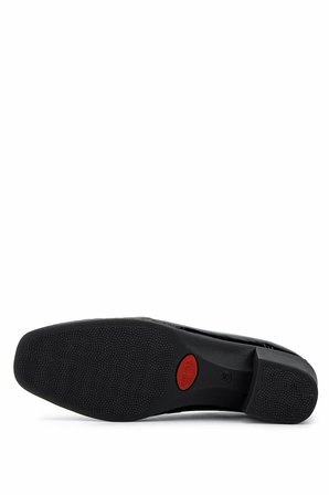 Relax Anatomic Kadın Hakiki Deri Siyah Comfort Ayakkabı 611 E5698-923 BN AYK SK25-26 BLACK/DK BLACK