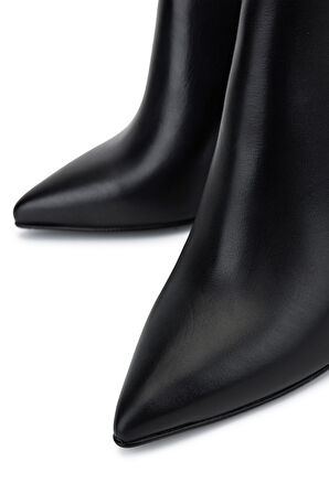 Valmenti Kadın Hakiki Deri Siyah Topuklu Bot 1135 0130 BN BOT SK25-26 SIYAH DERI