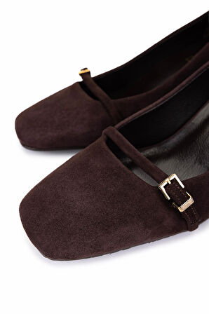 Tamer Tanca Kadın Hakiki Deri Kahverengi Süet Klasik Ayakkabı 1135 1301 BN AYK SK25-26 KAHVE SUET