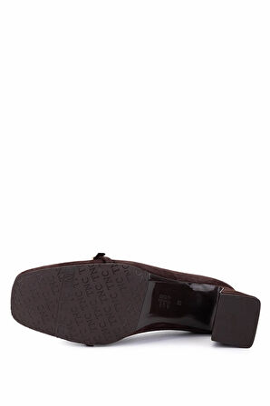 Tamer Tanca Kadın Hakiki Deri Kahverengi Süet Klasik Ayakkabı 1135 1301 BN AYK SK25-26 KAHVE SUET