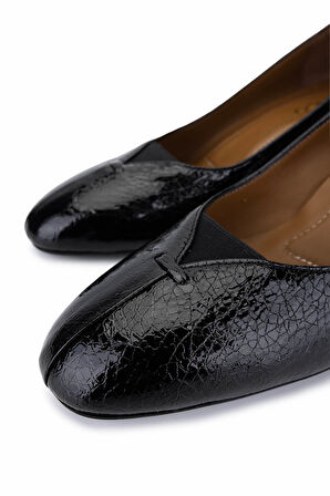 Tamer Tanca Kadın Hakiki Deri Siyah Klasik Ayakkabı 1135 06101 BN AYK SK25-26 SIYAH