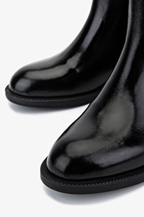 Valmenti Kadın Deri & Tekstil Siyah Rugan Düz Bot 849 202510 BN BOT SK25-26 SIYAH RUGAN