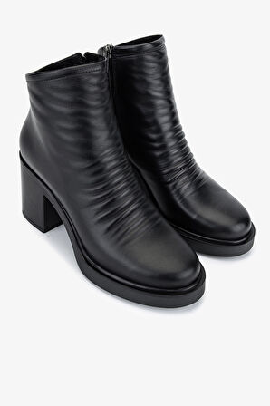 Valmenti Kadın Hakiki Deri Siyah Deri Topuklu Bot 231 3452-1 BN BOT SK25-26 SIYAH DR