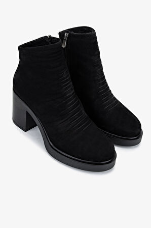 Valmenti Kadın Hakiki Deri Siyah Nubuk Topuklu Bot 231 3452-1 BN BOT SK25-26 SIYAH NBK