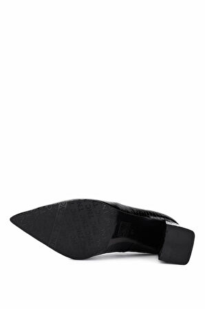 Tamer Tanca Kadın Hakiki Deri Siyah Kroko Topuklu Ayakkabı 1129 696 BN AYK SK25-26 SIYAH KROKO