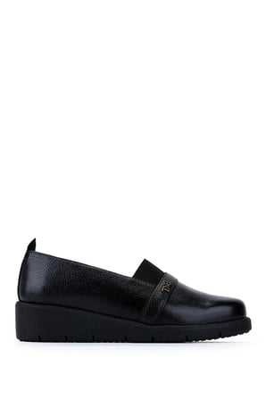 Tamer Tanca Kadın Hakiki Deri Siyah Floter Casual Ayakkabı 1095 SZ504 BN AYK SK25-26 SIYAH FLTR