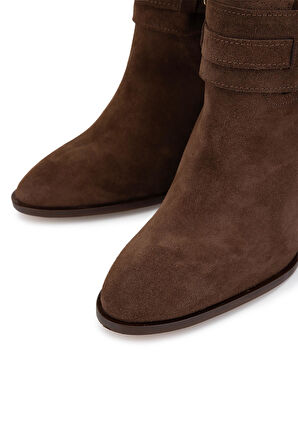 Tamer Tanca Kadın Hakiki Deri Kahverengi Topuklu Bot 1075 27225-2502 BN CZM SK25-26 SIGARO SUET