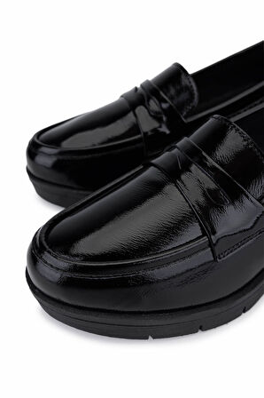 Tamer Tanca Kadın Hakiki Deri Siyah Rugan Comfort Ayakkabı 488 1042 BN AYK SK25-26 SIYAH KRSK RGN