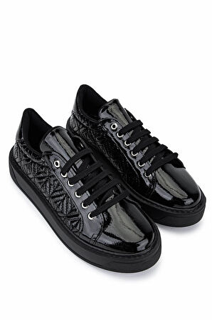 Tamer Tanca Kadın Suni Deri Siyah Rugan Sneakers & Spor Ayakkabı 817 9878 BN AYK SK25-26 SIYAH RGN