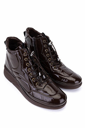 Tamer Tanca Kadın Hakiki Deri Kahverengi Rugan Casual Bot 824 3559 BN BOT SK24-25 KAHVE KRSK RGN