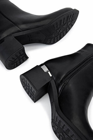 Tamer Tanca Kadın Suni Deri Siyah Topuklu Bot 889 1422 BN BOT SK25-26 SIYAH