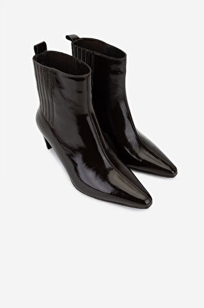 Valmenti Kadın Hakiki Deri Kahverengi Topuklu Bot 33 16505 BN BOT SK25-26 KAHVE RUGAN