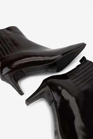 Valmenti Kadın Hakiki Deri Kahverengi Topuklu Bot 33 16505 BN BOT SK25-26 KAHVE RUGAN