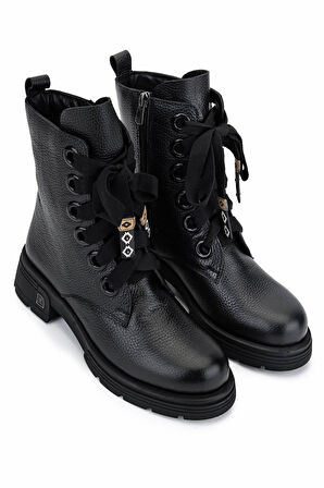 Tamer Tanca Kadın Hakiki Deri Siyah Floter Klasik Bot 33 3828 BN BOT SK25-26 SIYAH FLOTER