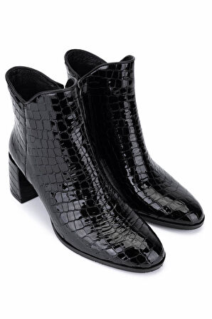 Tamer Tanca Kadın Hakiki Deri Siyah Rugan Klasik Bot 33 17020 BN BOT SK25-26 SIYAH KROKO RUGAN