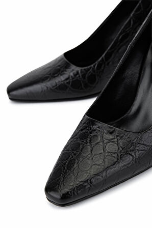 Tamer Tanca Kadın Siyah Rugan Topuklu Ayakkabı 1138 5147 BN AYK SK25-26 SIYAH FSLY