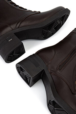 Tamer Tanca Kadın Hakiki Deri Kahverengi Topuklu Bot 1065 3455 BN BOT SK25-26 KAHVE DR