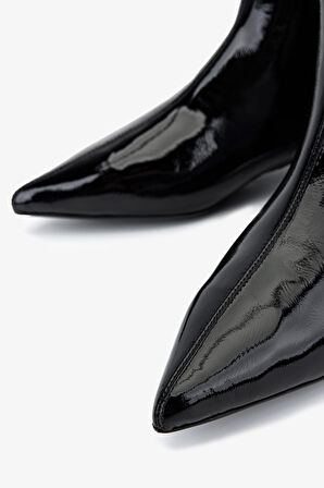 Valmenti Kadın Hakiki Deri Siyah Rugan Topuklu Bot 1167 4047 BN BOT SK25-26 SIYAH RGN