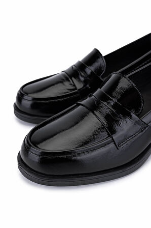 Tamer Tanca Kadın Hakiki Deri Siyah Rugan Makosen Ayakkabı 488 3632 BN AYK SK25-26 SIYAH KRSK RGN