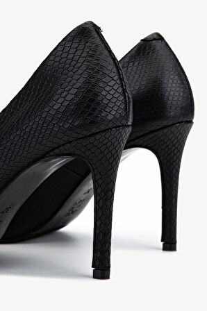 Valmenti Kadın Hakiki Deri Siyah Yılan Desen Topuklu Ayakkabı 1168 8152 BN AYK SK25-26 SIYAH YLN BSK