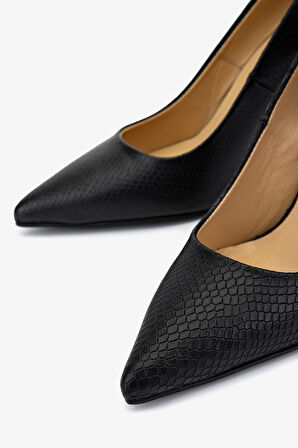 Valmenti Kadın Hakiki Deri Siyah Yılan Desen Topuklu Ayakkabı 1168 8152 BN AYK SK25-26 SIYAH YLN BSK