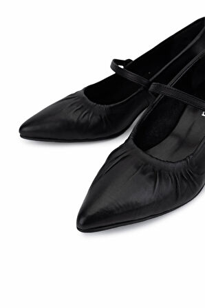 Tamer Tanca Kadın Siyah Deri Hakiki Deri Topuklu Ayakkabı 51 8043 BN AYK SK25-26 SIYAH DR