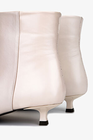 Valmenti Kadın Hakiki Deri Bej Topuklu Bot 492 2035 BN BOT SK25-26 BEJ DR