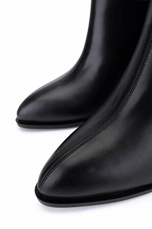 Tamer Tanca Kadın Suni Deri Siyah Topuklu Bot 1162 945 BN BOT SK25-26 SIYAH CILT