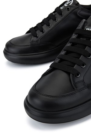 Mario Valentino Erkek Hakiki Deri Siyah Sneakers & Spor Ayakkabı 1040 95J2302 ERK AYK SK25-26 NERO