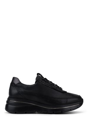 Tamer Tanca Kadın Hakiki Deri Siyah Sneakers & Spor Ayakkabı 298 3220 BN AYK Y26 SYH/ANTRASIT BSK