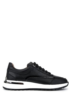 Tamer Tanca Kadın Hakiki Deri siyah Sneakers & Spor Ayakkabı 1116 1868 BN AYK Y26 SYH/SYH YLN BSK