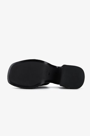 Valmenti Kadın Hakiki Deri Siyah Deri Topuklu Terlik 1141 905 BN TRLK Y26 BLACK LEATHER