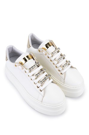 Tamer Tanca Kadın Suni Deri Beyaz Sneakers & Spor Ayakkabı 1009 001 BN AYK SK23/24 BEYAZ CILT