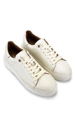 Tamer Tanca Kadın Hakiki Deri Bej Floter Sneakers & Spor Ayakkabı 1145 Z-2501 BN AYK Y26 BEJ FLTR