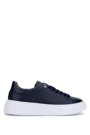 Tamer Tanca Kadın Hakiki Deri Lacivert Sneakers & Spor Ayakkabı 1145 Z-2501 BN AYK Y26 LACI FLTR