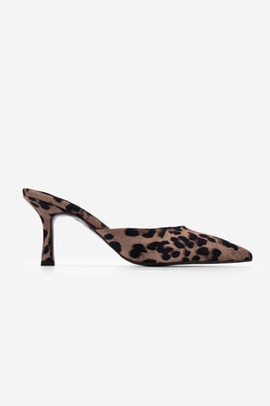 Valmenti Kadın Tekstil Leopar Topuklu Terlik 932 A119 BN TRLK Y26 LEOPAR SATEN