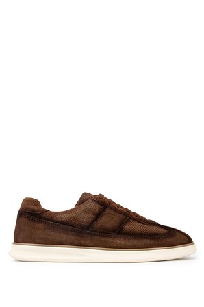 Tamer Tanca Erkek Hakiki Deri Tütün Süet Sneakers & Spor Ayakkabı 1093 3072 ERK AYK Y26 TUTUN SUET