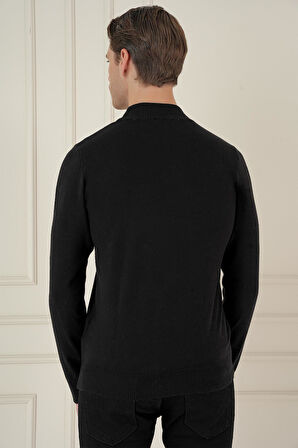 TR 876 Slim Fit Siyah Klasik Triko