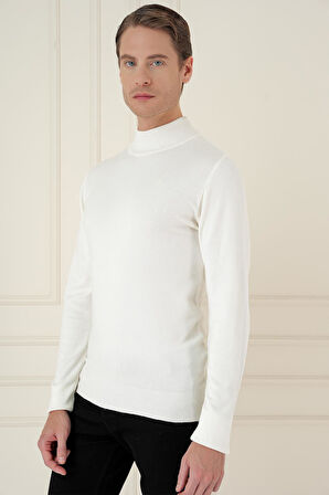 TR 876 Slim Fit Ekru Klasik Triko