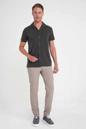 Slim Fit Apaş Yaka Modal Karışımlı Kısa Kol Kahverengi Gömlek G 1590