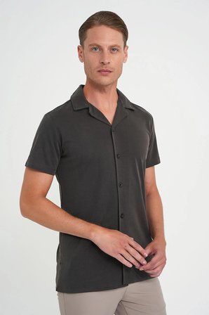 Slim Fit Apaş Yaka Modal Karışımlı Kısa Kol Kahverengi Gömlek G 1590