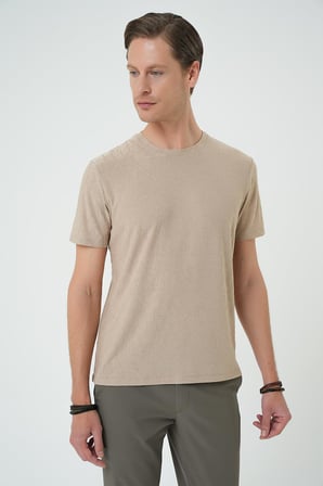 Ts 899 Comfort Fit Bisiklet Yaka Kabartma Desenli Casuel Bej Tişört
