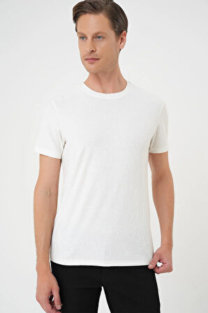 Ts 899 Comfort Fit Bisiklet Yaka Kabartma Desenli Casuel Ekru Tişört