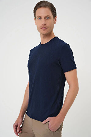 Ts 899 Comfort Fit Bisiklet Yaka Kabartma Desenli Casuel Lacivert Tişört