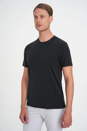 Comfort Fit Bisiklet Yaka Fitilli Kısa Kol Siyah Tişört Ts 909