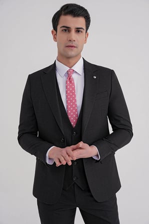 Slim Fit Mono Yaka Çift Yırtmaç Armürlü Esnek Yünlü Siyah Yelekli Klasik Takım Elbise TK 933